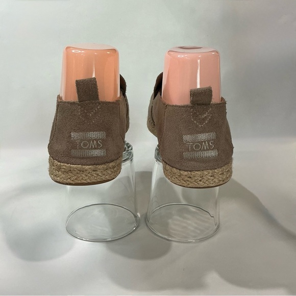 Toms Suede Leather Slip On Shoes Women 7 EU 37.5 Alpargata Espadrille Tan Beige - Picture 3 of 6